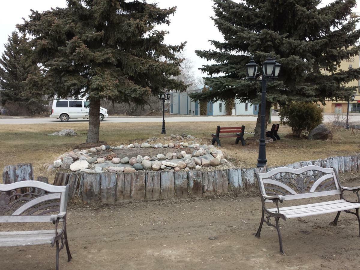 Moosomin Motel Exterior foto